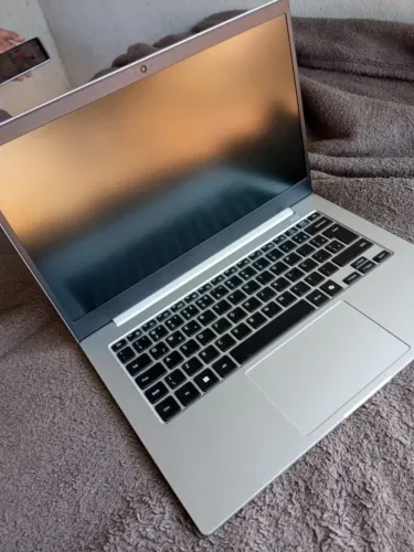 Samsung Galaxy Book Go 14 - NP340XLA - 4GB/128GB - SEMI-NOVO - NF Bemol*