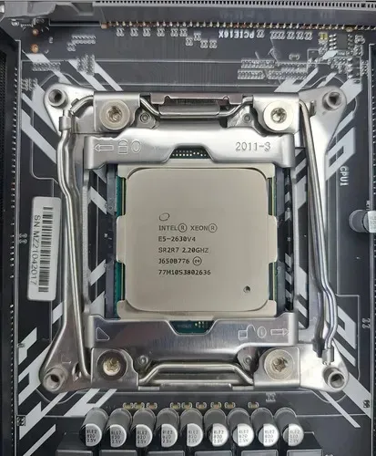 Xeon E5-2630 V4 10 Núcleos 20 Threads E 3.1ghz De Frequência