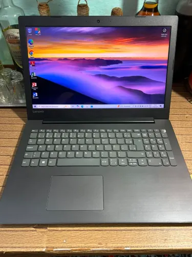 Notebook Lenovo Core I7 Funcionando muito bem.