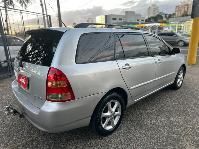 Toyota Corolla Fielder SW 1.8/1.8 XEI Flex Aut. 2005