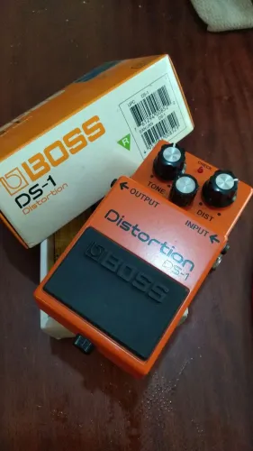 Pedal Guitarra BOSS DS1