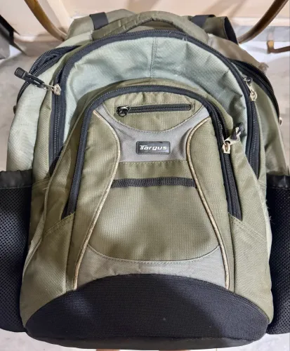 MOCHILA TARGUS REFORÇADA - ÓTIMA PARA TRILHAS E AVENTURAS!