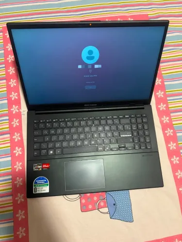 Notebook Asus Vivobook Go15 Seminovo, 6m de uso, 8 GB de Ram e 512 G de armazenamento !