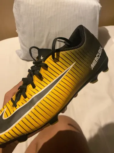 Chuteira Nike Mercurial Vapor XI FG Amarela/Preta Original