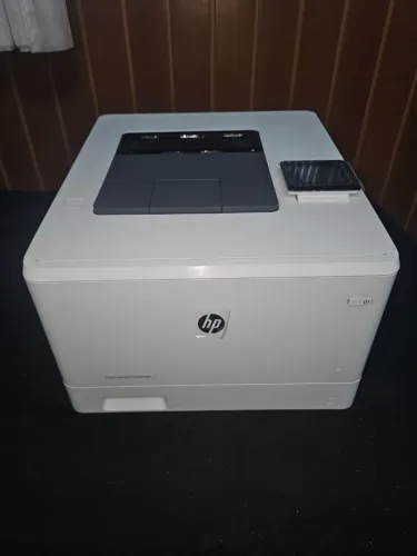 Impressora a laser colorida transfer HP Color Laser Jet Pro M454DW