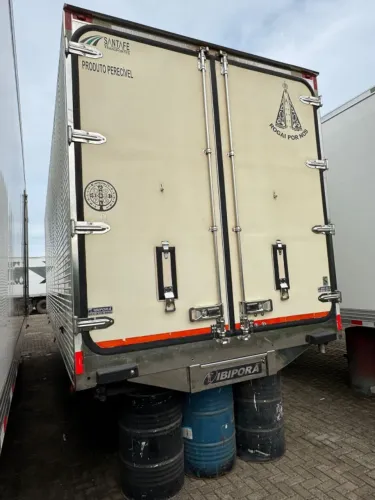 Ibiporã caminhão gancheiro frigorifico thermo king