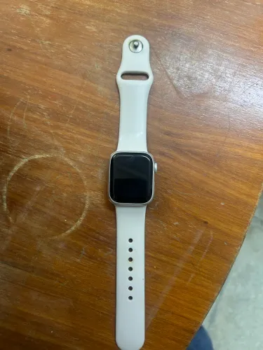 Apple Watch 8 41mm prata