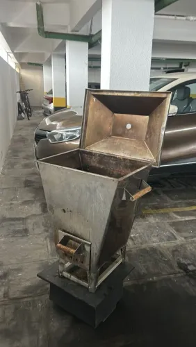 Churrasqueira em inox e a bafo