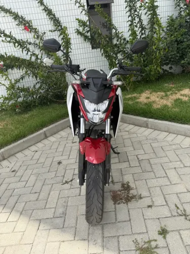 CB 300F TWISTER CBS