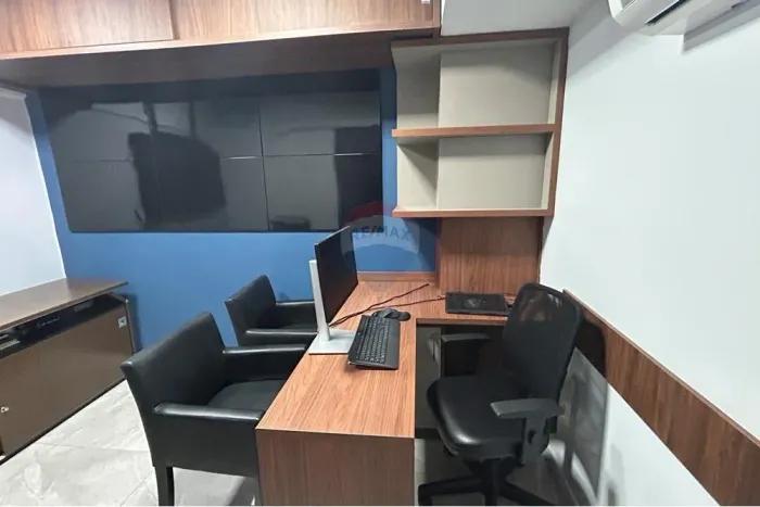 Sala comercial à venda no centro da cidade por R$ 95.000