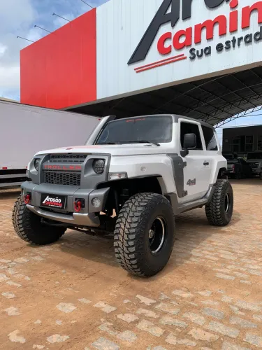 Troller T-4 4X4 2.8 TB Int. Cap. Lona Diesel 2017