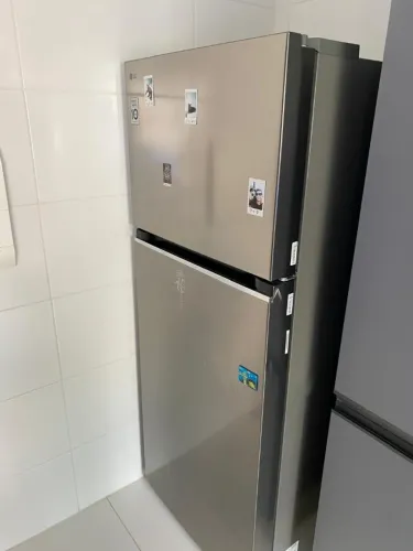 Geladeira LG 395L inox (SEMINOVA) 5 meses de uso apenas.