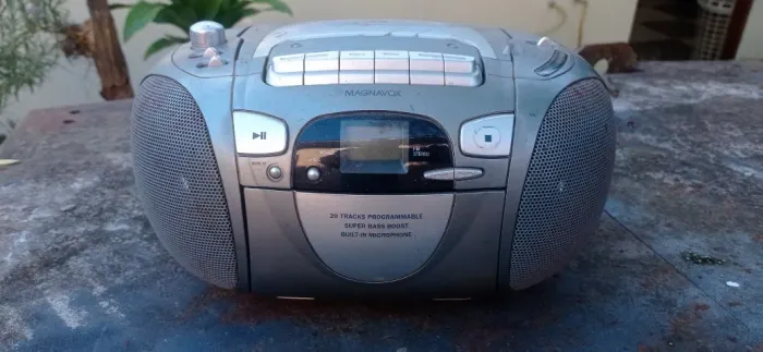 Rádio Magnavox/Philips MCS225 - Leia