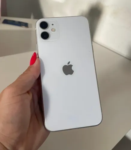 IPhone 11 64 GB
