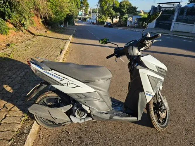 Yamaha Neo 125 com apenas 2.635 km Originais !!!!