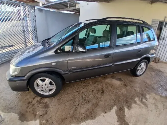 Chevrolet Zafira Expres. 2.0 MPFI Flexpower 5P AUT 2011