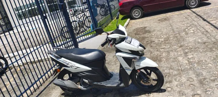 Yamaha Neo 125 único dono (chave reserva e manual)
