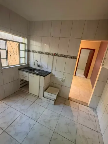 Aluga- se Não possui Garagem
