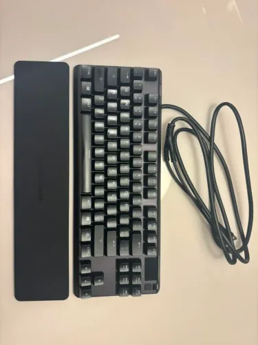 Teclado SteelSeries Apex 7 TKL Mecânico RGB Switch Red + Caixa