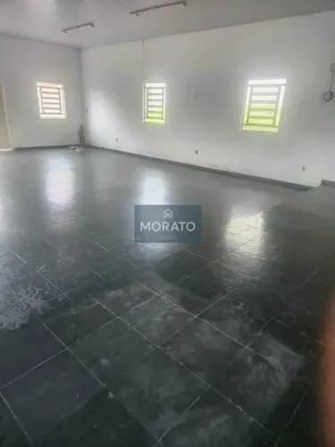 Galpão comercial com 460m² no bairro Santa Cruz em Belo Horizonte.