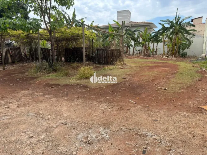 Terreno disponível para venda no bairro Tubalina em Uberlândia MG