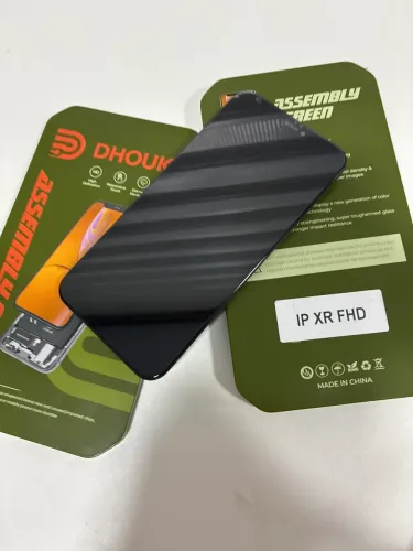 Frontal iPhone XR (Djouka) instalada