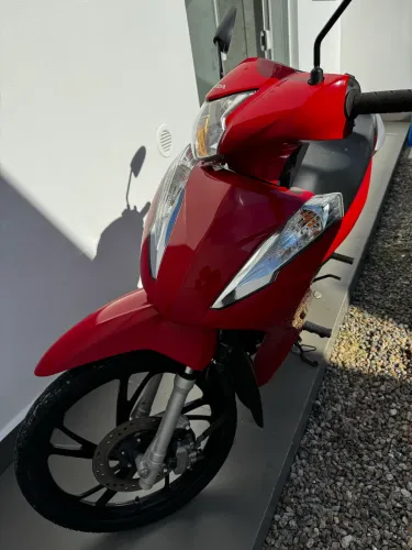 HONDA BIZ 125 2022 - EXCELENTE ESTADO