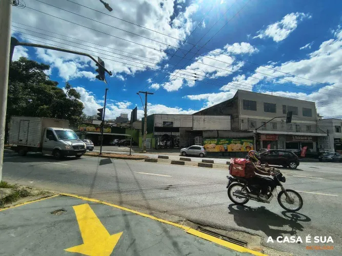 Loja Comercial/Industrial para Aluguel em João Pinheiro | 47 m² em BH