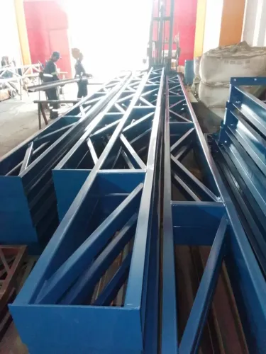 Vendo ou troco estrutura de galpão de 330m² completo com montagem inclusa.