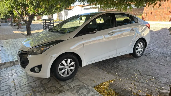 Hyundai HB20S C.plus/c.style1.0 Flex 12V Mec. 4P 2015