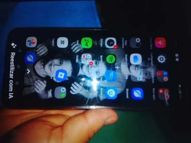 Vendo celular poço 71 em ótimo estado não entrego