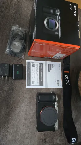 Camera Sony A7C Full Frame 26.875 Cliques