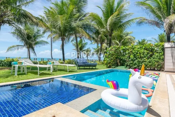 Luxuosa Casa Moboliada à Beira Mar da Praia de Muro Alto