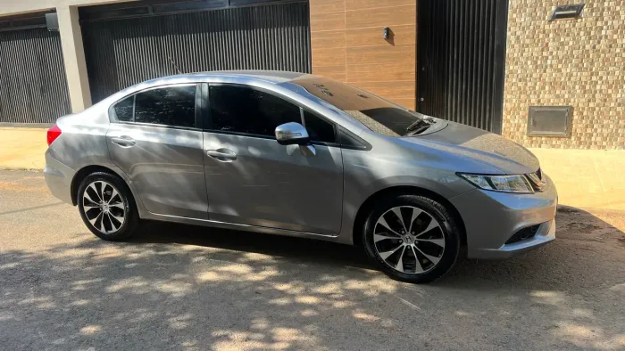 Honda Civic Sedan LXR 2.0 Flexone 16V Aut. 4P 2015