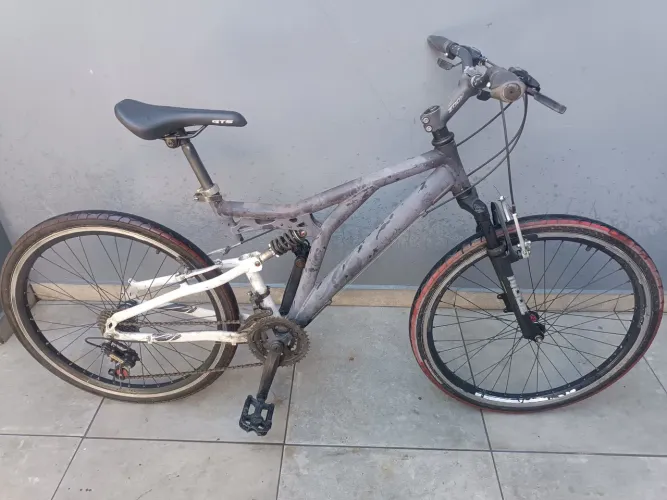 Bicicleta aro 26 