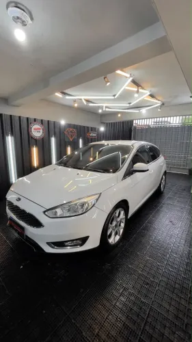 Ford Focus 1.6 S/se/se Plus Flex 8v/16v 5P 2016