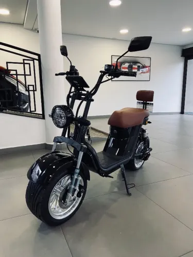 Scooter eletrica NADO K6