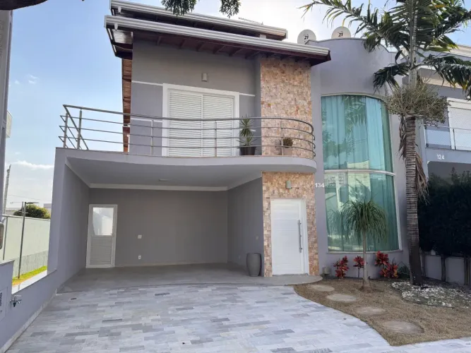 Casa de condomínio para venda possui 260 metros quadrados com 3 quartos
