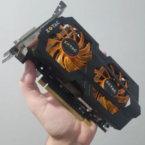 Placa de Vídeo Gamer GTX 660 2GB GDDR5 192 Bit Zotac - Ótimo custo-benefício!