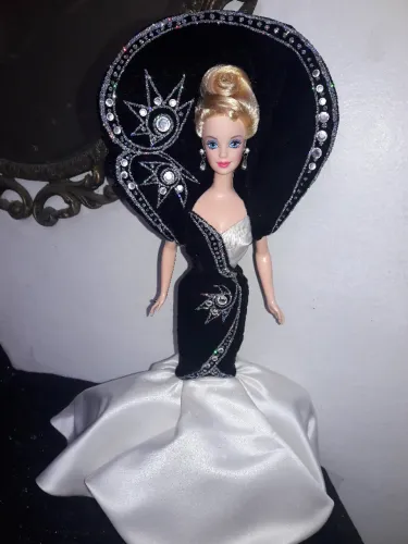 Barbie Collector Bob Mackie Diamond
