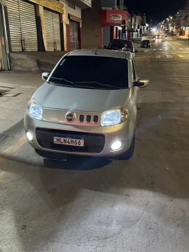 Fiat Uno Vivace Celeb. 1.0 EVO F.flex 8V 5P 2011