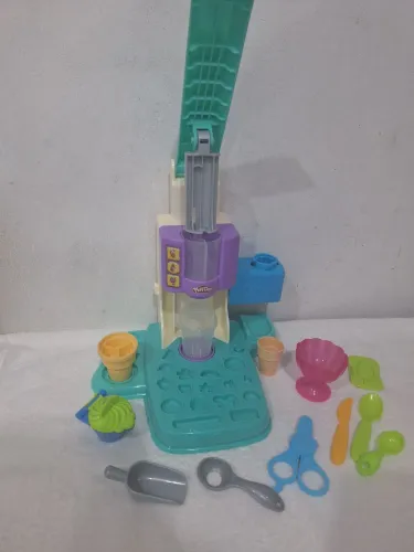 Lote sorveteria de massinha playdooh 