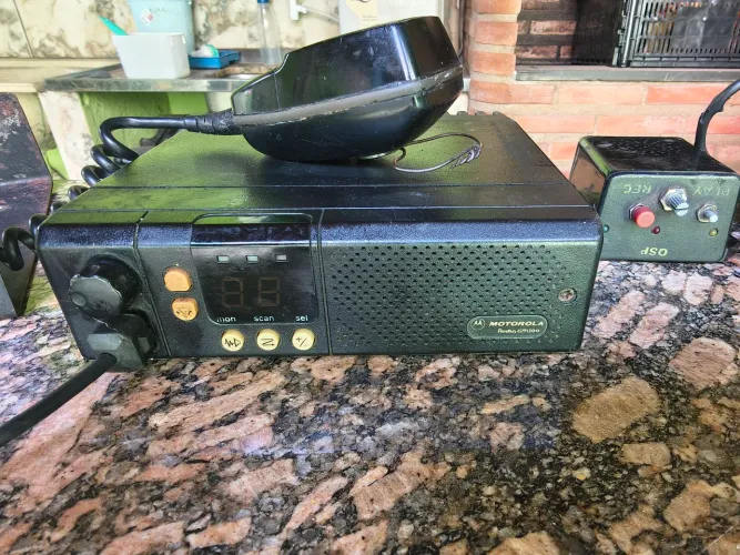 Rádio px Motorola gm 300 completo 