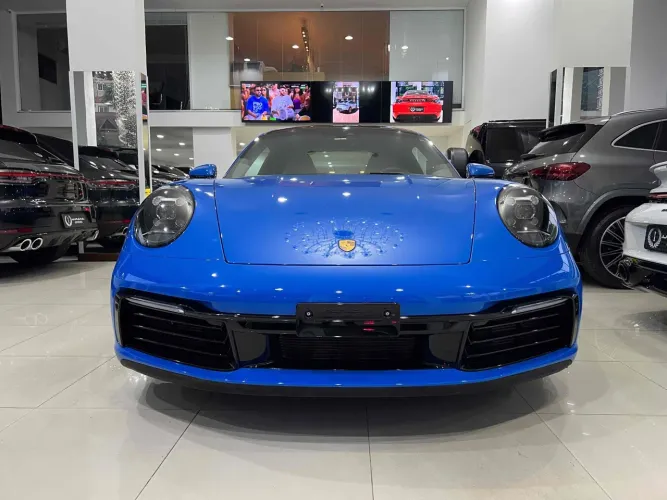 Porsche 911 Carrera 3.0 24V H6 PDK 2022