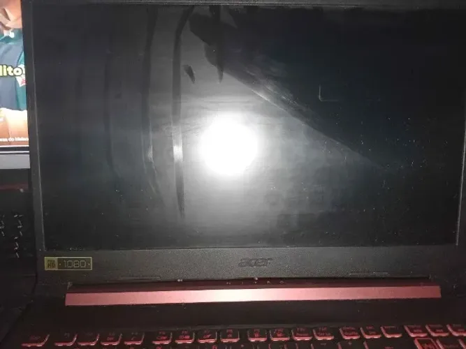 Acer Nitro 5 - Defeito - retirada de peças