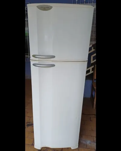 Refrigerador DUPLEX ELECTROLUX FROST FREE