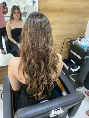 Vaga para cabeleireiro