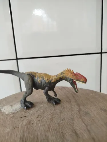 Monolophossauro Jurassic world dinossauro Mattel