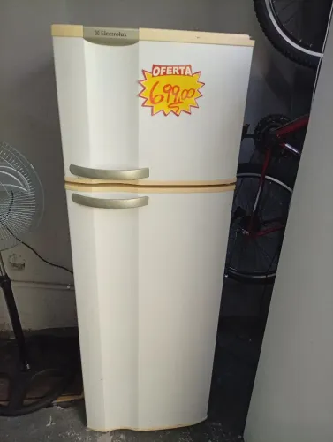 Geladeira eletrolux 