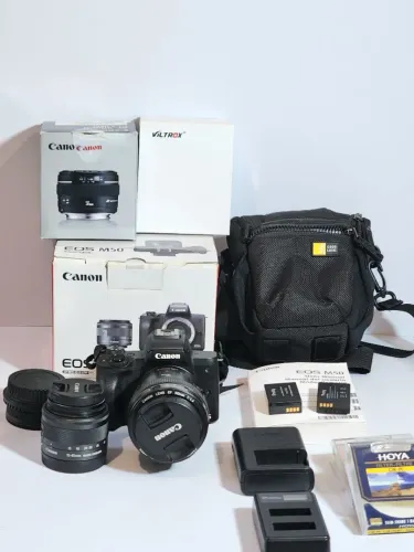 Kit Canon Eos M50 + 15-45mm + Lente 50mm F/1.4 Usm